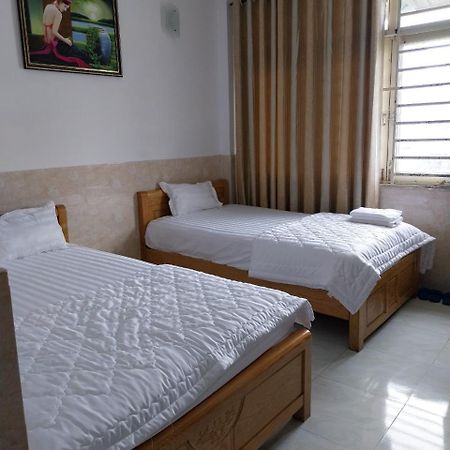 Khach San Thien Phuc Hotel Ho Chi Minh City Exterior photo